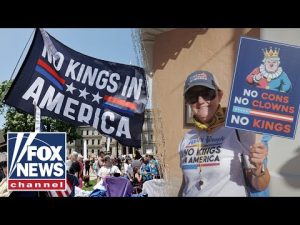 Read more about the article White House fires back at large-scale anti-Trump ‘No Kings’ protests