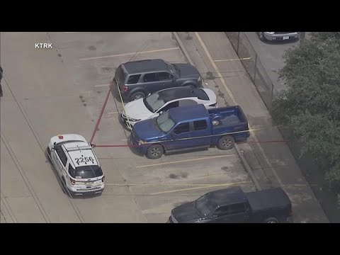 You are currently viewing Mom arrested for murder after 9-year-old daughter dies in hot car