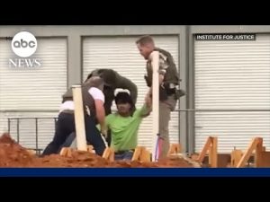 Read more about the article Alabama man sues federal government after being detained by ICE twice
