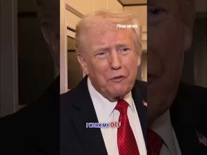 Read more about the article TRUMP: I’m not a ‘king’ #trump #shorts #king #nokings