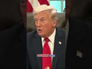 Read more about the article Trump says he will meet with Dems once they vote to reopen the government #shorts #donaldtrump #usa