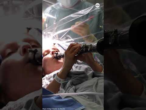 You are currently viewing Patient plays clarinet during brain surgery