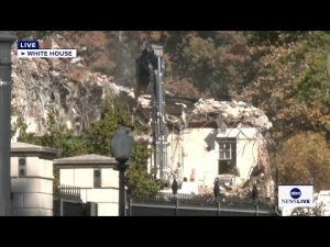 Read more about the article LIVE: Construction crews begin demolition on the East Wing of the White House