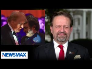Read more about the article Trump and Argentine beef controversy explained by Sebastian Gorka | Rob Schmitt Tonight