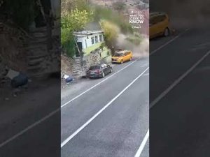 Read more about the article Cab driver narrowly avoids falling boulder