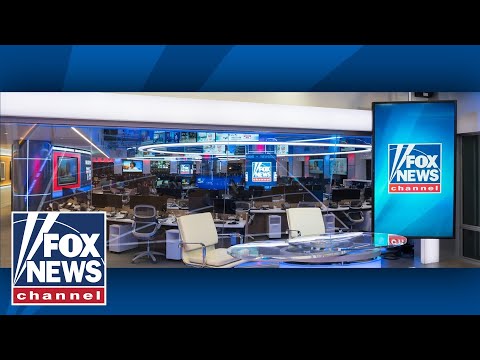 You are currently viewing Trump is greeted by Japanese Emperor Naruhito at Imperial Palace