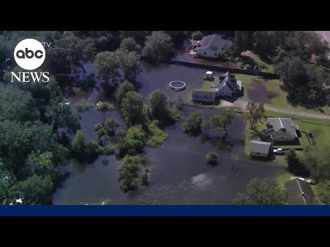 You are currently viewing Florida homes swamped, cars abandoned, roads washed out after severe flooding