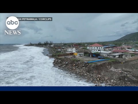 You are currently viewing NY native on riding out Hurricane Melissa: ‘We’re hanging in there’