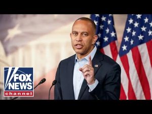 Read more about the article WATCH LIVE: Hakeem Jeffries holds presser as government shutdown drags on