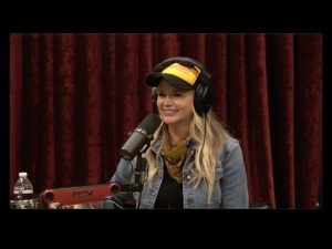 Read more about the article Joe Rogan Experience #2402 – Miranda Lambert