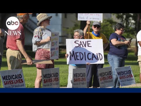 You are currently viewing Government shutdown will extend into next week after Senate fails to pass bill