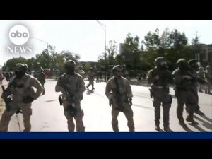 Read more about the article DHS says federal agents shot armed woman in Chicago