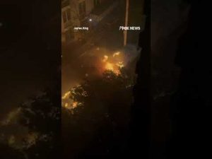 Read more about the article SEE IT: Massive fireball ERUPTS in New York City injuring firefighters #shorts #foxnews #news