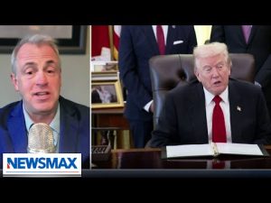 Read more about the article Trump’s the boss, everybody thinks they’re better than him: Kurt Schlicter | Carl Higbie FRONTLINE