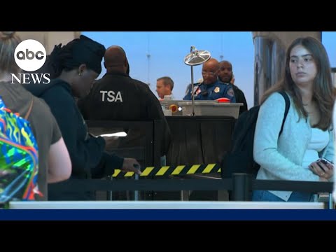 You are currently viewing TSA agents struggle to make ends meet amid shutdown