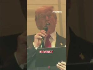 Read more about the article Trump addresses stadium at Lions-Commanders game #shorts #us #news #trump #nfl #troops #army