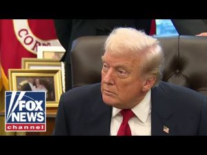 Read more about the article BREAKING: Trump reveals when the government could reopen