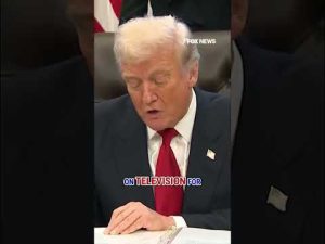 Read more about the article WATCH: Erika Kirk receives round of applause in Oval Office