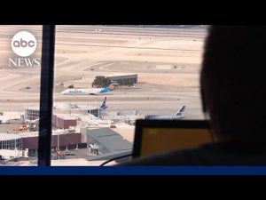 Read more about the article Air traffic control centers properly staffed for first time in 2 weeks