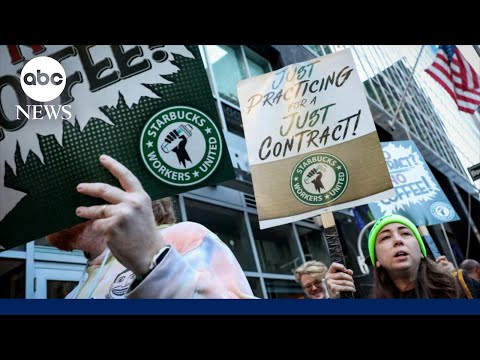 You are currently viewing Starbucks workers strike at some stores nationwide in ‘Red Cup rebellion,’ union says