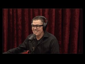 Read more about the article Joe Rogan Experience #2412 – Adam Carolla