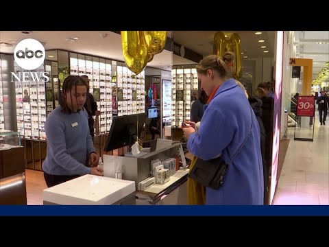 You are currently viewing When to buy and when to hold off this holiday season