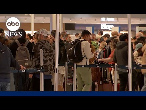 Read more about the article FAA flight reductions end as record Thanksgiving travel expected