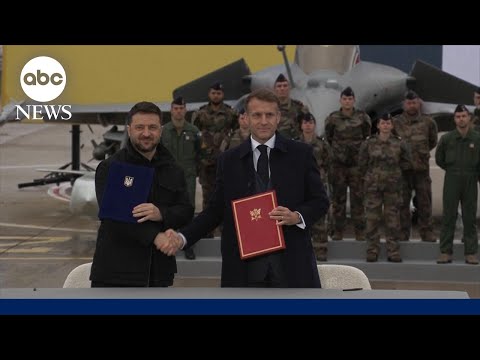 You are currently viewing Ukraine, France ink deal for jets and missile defenses, Elysee Palace announces