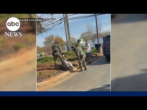 Read more about the article Federal agents detain dozens in North Carolina