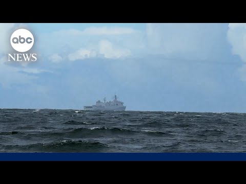 You are currently viewing U.S. intensifies pressure on Venezuela as Trump weighs strikes on land