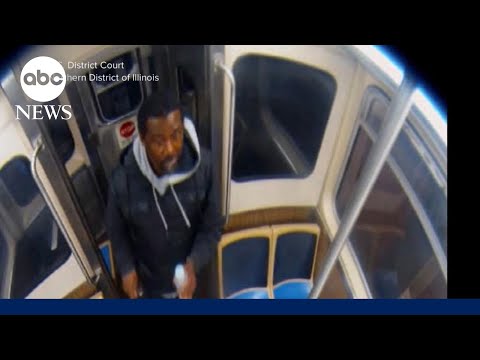 Read more about the article Suspect charged with terrorism for allegedly setting fire to Chicago woman