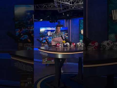 Read more about the article PRETTY IN PINK: Will Cain tries on infamous sweater #shorts #foxnews #us #news