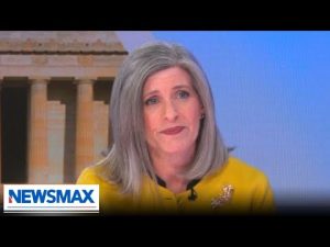 Read more about the article ‘Let’s pray we can all get along, get it over the finish line’: Sen. Ernst on Jan. funding deadline