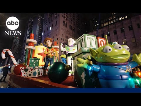 Read more about the article The Wintrust Magnificent Mile Lights Festival underway