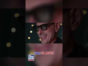 Read more about the article SEE IT: Jeff Goldblum of ‘Wicked’ meets his ultra-realistic wax figure #shorts #wicked #movie #usa