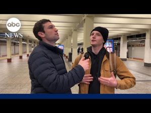 Read more about the article Subway station gets ‘fresh’ holiday scent, and New Yorkers have mixed opinions