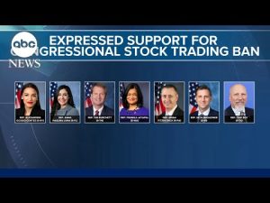 Read more about the article Lawmakers push for congressional stock trading ban