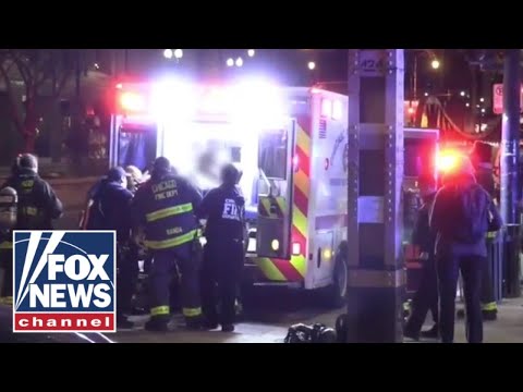 Read more about the article Deadly weekend and train attack fuel backlash over Chicago crime strategy