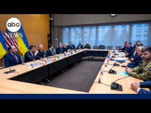 Read more about the article Negotiations underway as US pushes Ukraine deal