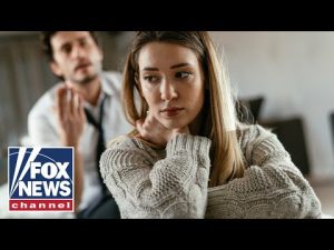 Read more about the article LIVE: Why more young women are going “#boysober” this cuffing season