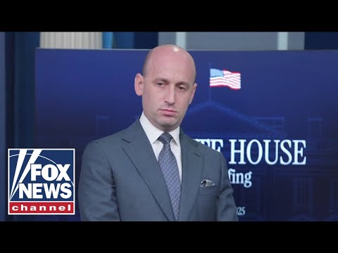 You are currently viewing Trump officials move onto military bases as political violence hits ‘fever pitch’