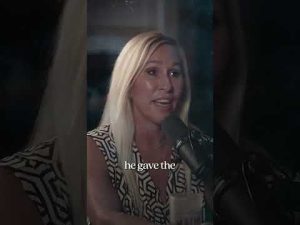 Read more about the article Why Did Mamdani Win?