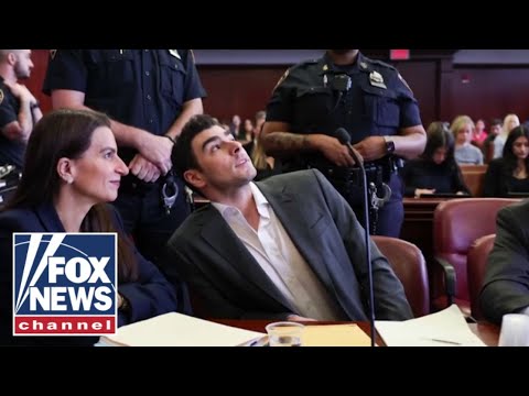 You are currently viewing Luigi Mangione defense team moves to block key backpack evidence