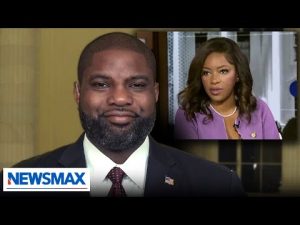 Read more about the article Rep. Donalds reacts to ‘stupid’ take by Jasmine Crockett | Carl Higbie FRONTLINE