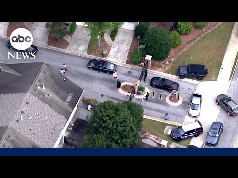 You are currently viewing Atlanta teens shot during alleged porch package theft, police say