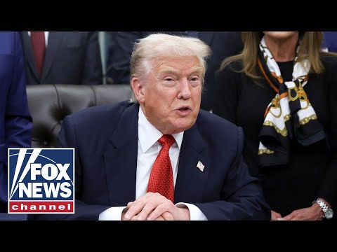 You are currently viewing Trump SLAMS Indiana Republicans over failed redistricting vote