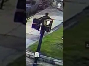 Read more about the article Police release video of ‘person of interest’ after Brown University shooting