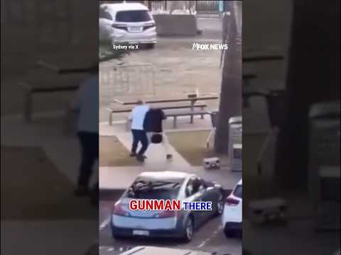 You are currently viewing WATCH: Bystander TAKES OUT suspected shooter in Australia #shorts #foxnews #terror #breakingnews