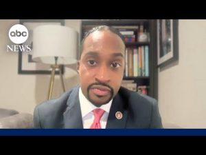 Read more about the article Brown University alum calls shooting ‘unimaginable’