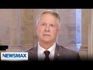 Read more about the article Healthcare battle as Obamacare is set to end this year | Wake Up America